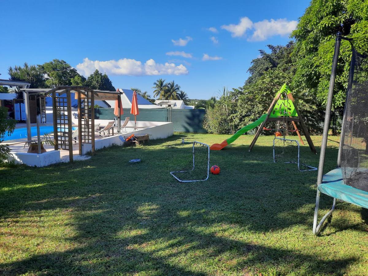 Tropical Dream - Gite Touristique - 4Adultes Et 3Enfants Бе-Мао Экстерьер фото